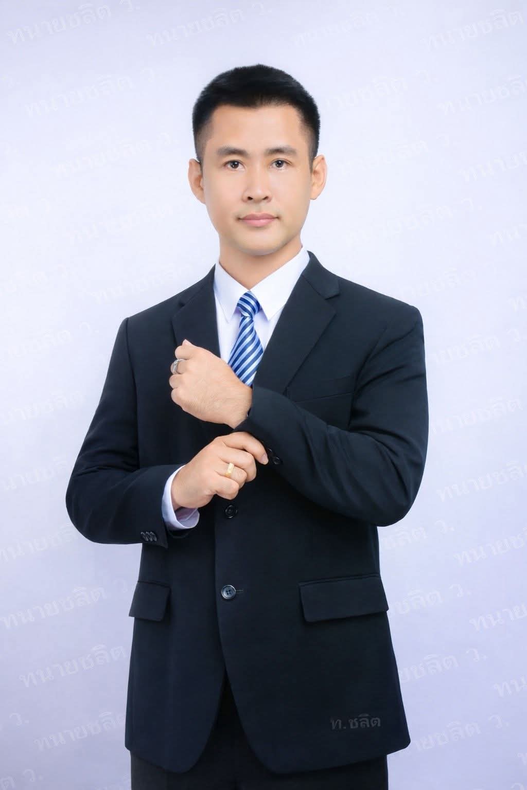 Chalit Wipharattanaporn - Attorney at Law